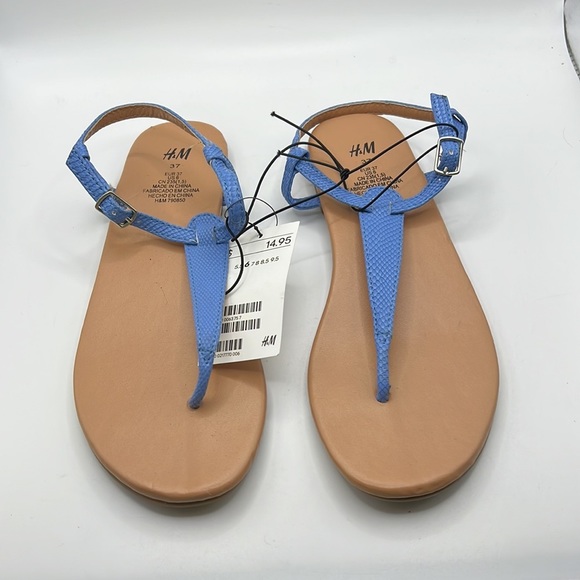 H&M Shoes - NWT H&M Sandals Thongs Shoes Blue Womens Size 6 37